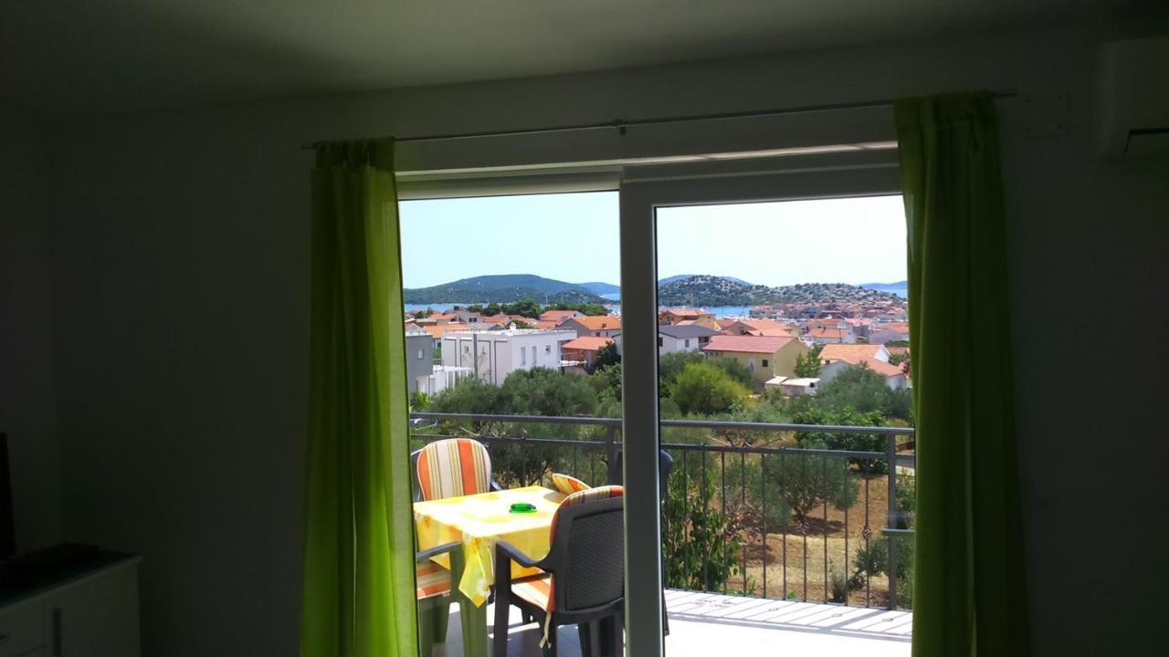 Apartman Laura Tribunj  Exterior photo