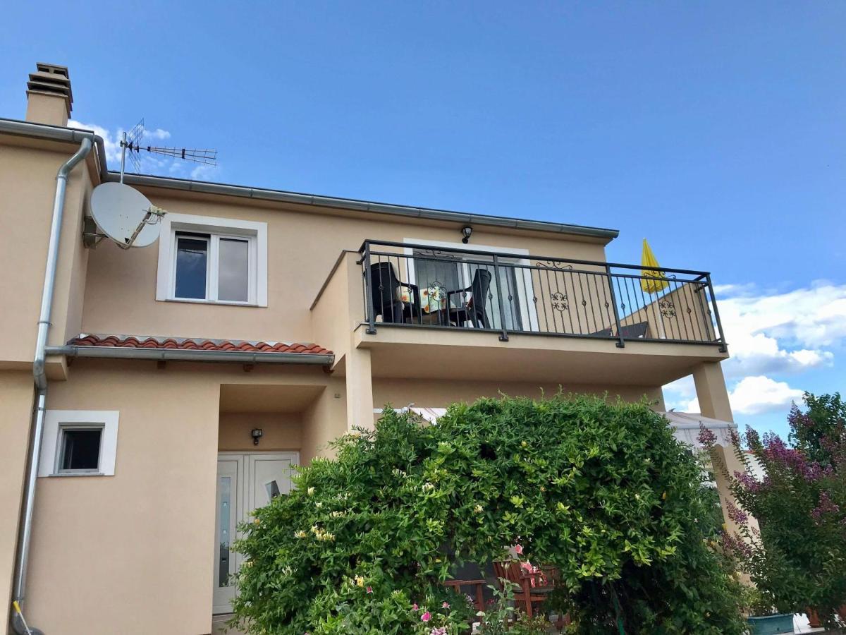 Apartman Laura Tribunj  Exterior photo